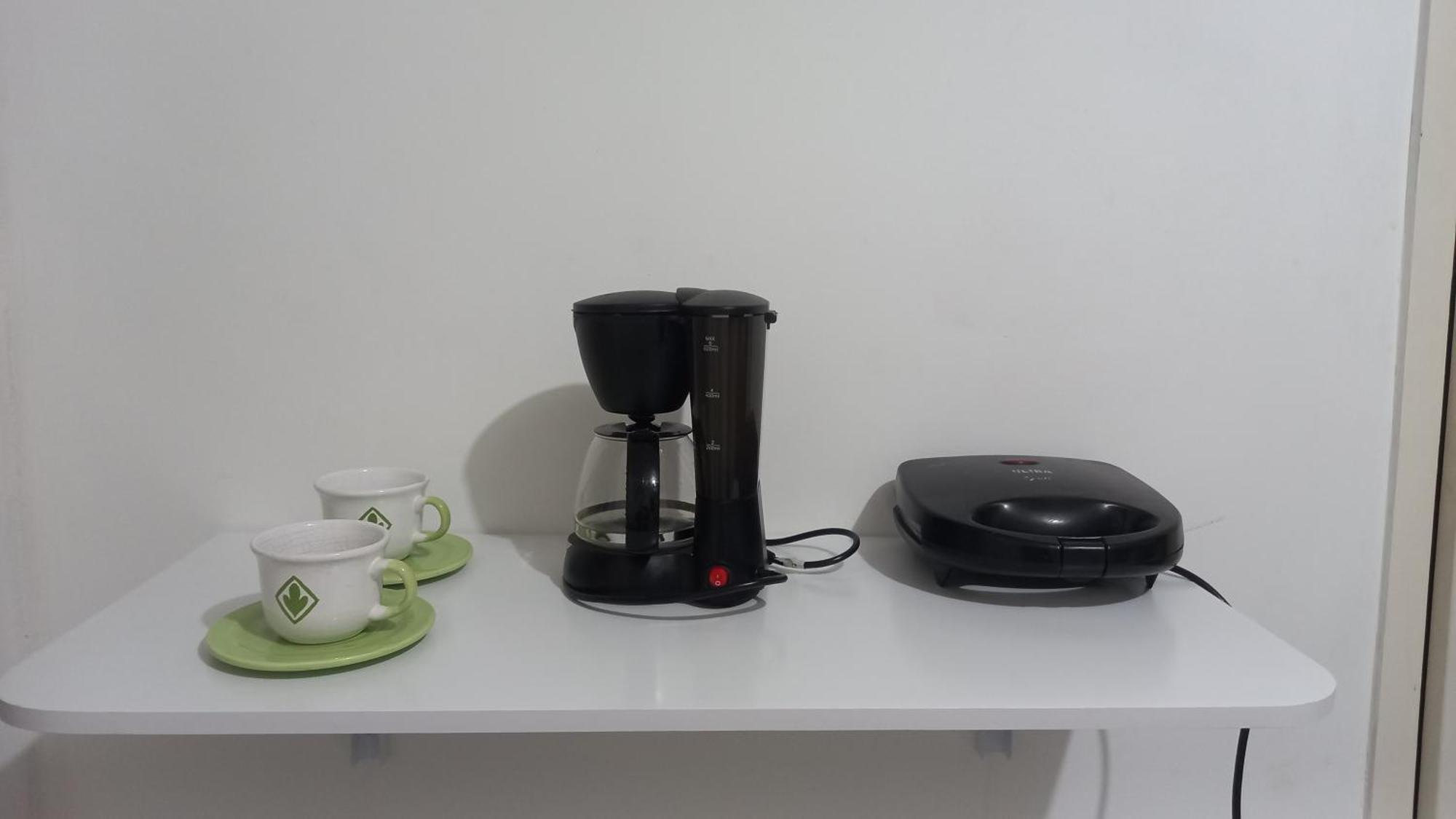 Linhare's Suítes e Kitnets Búzios Habitación foto