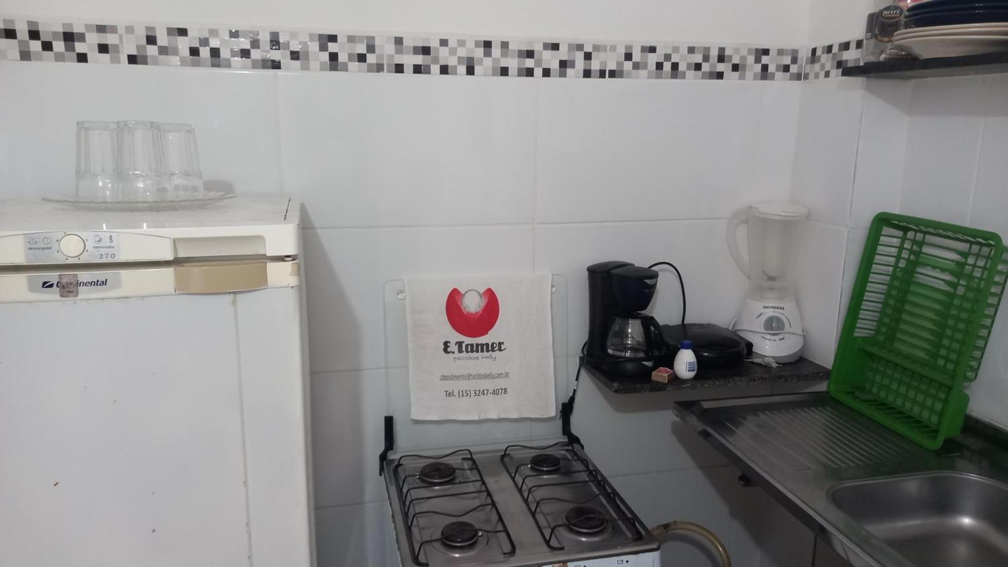 Linhare's Suítes e Kitnets Búzios Habitación foto