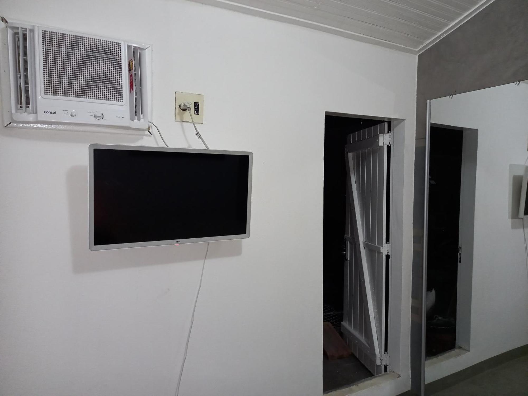Linhare's Suítes e Kitnets Búzios Habitación foto