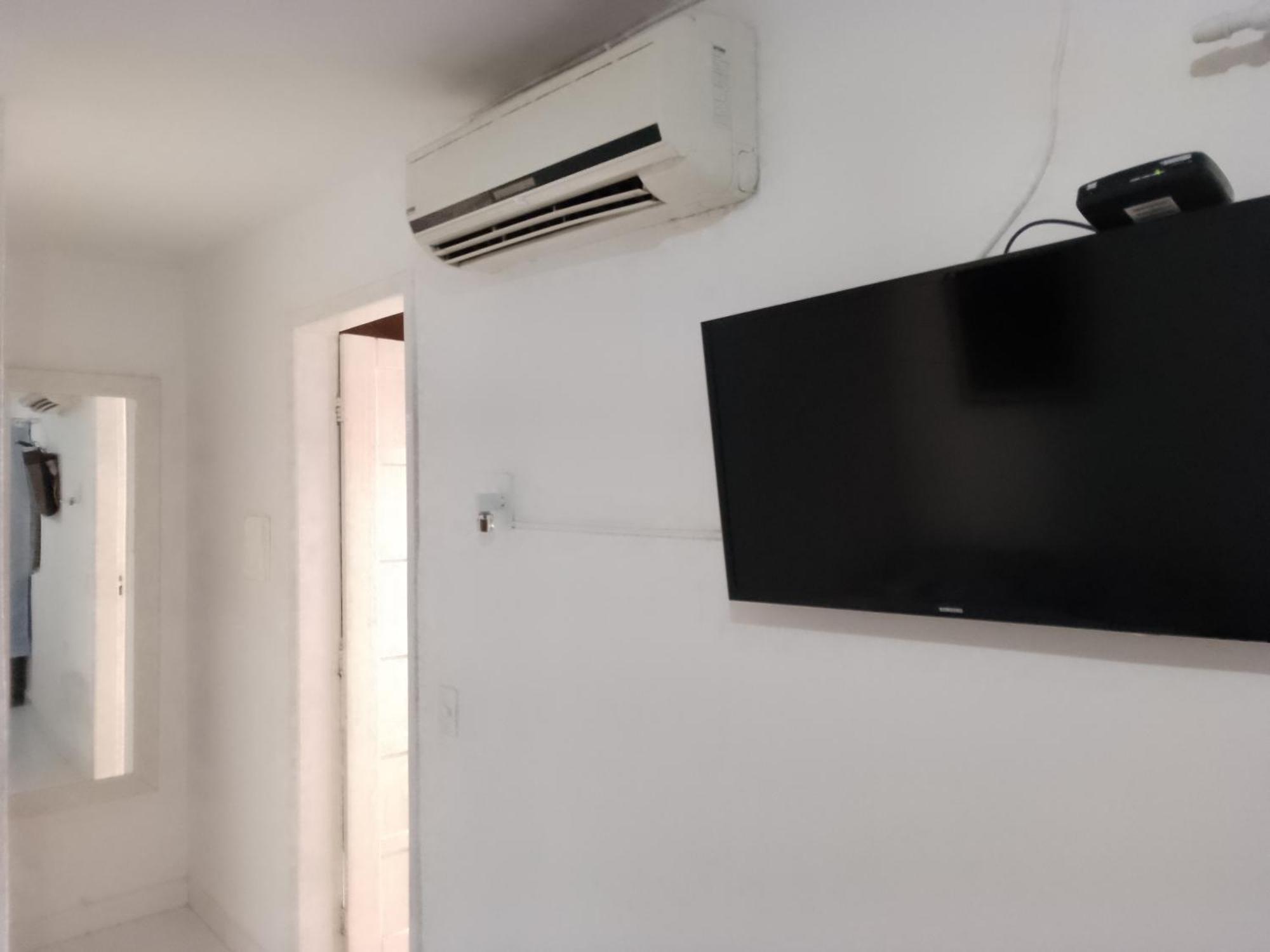Linhare's Suítes e Kitnets Búzios Habitación foto
